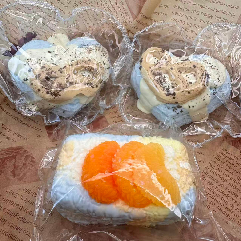 Thin-Choco Cream Heart Toast Squishy