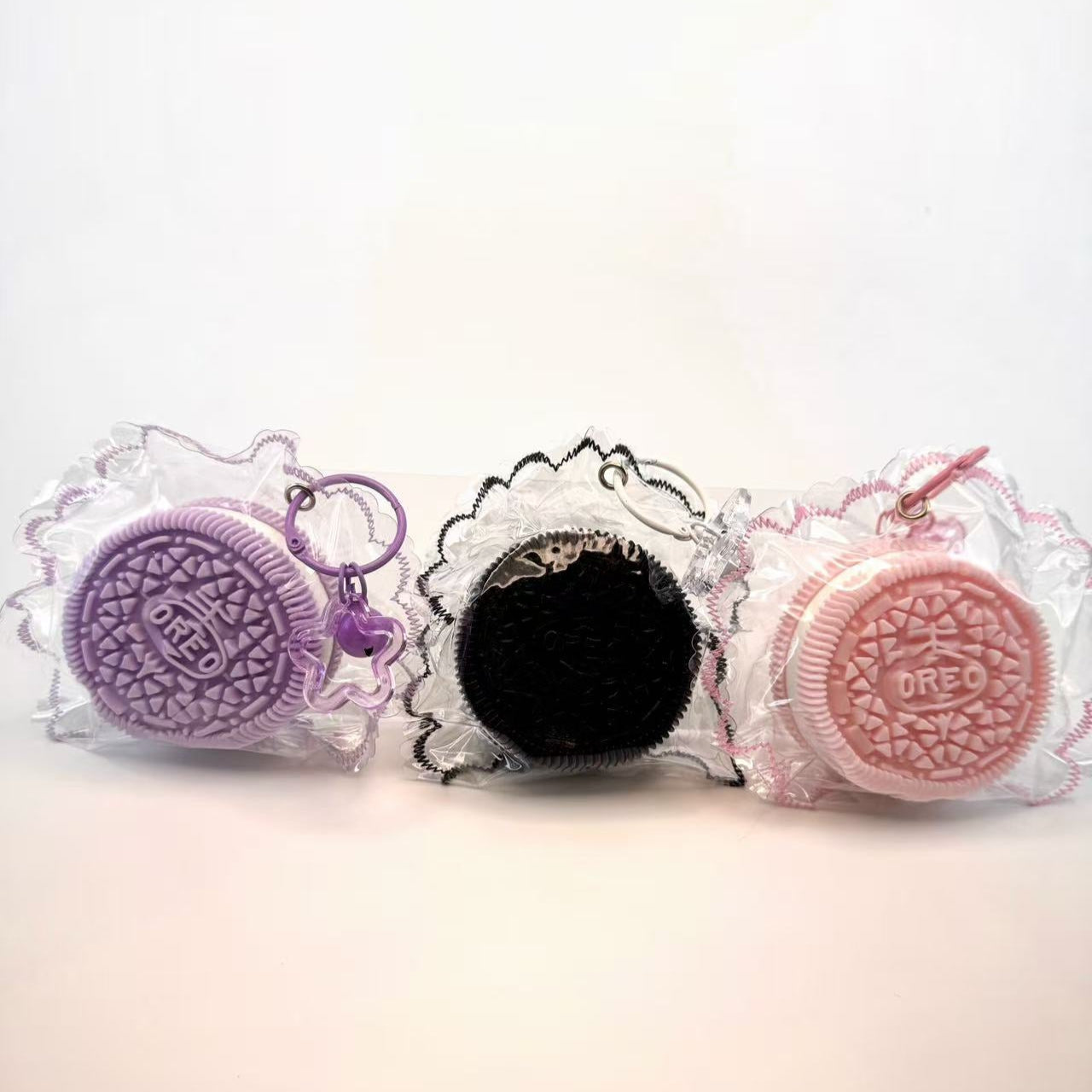 Cream-Filled Cookie Sandwich Squishy