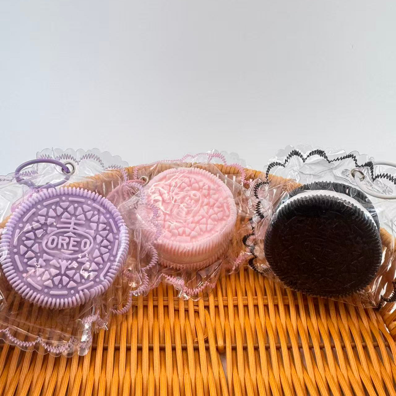 Cream-Filled Cookie Sandwich Squishy