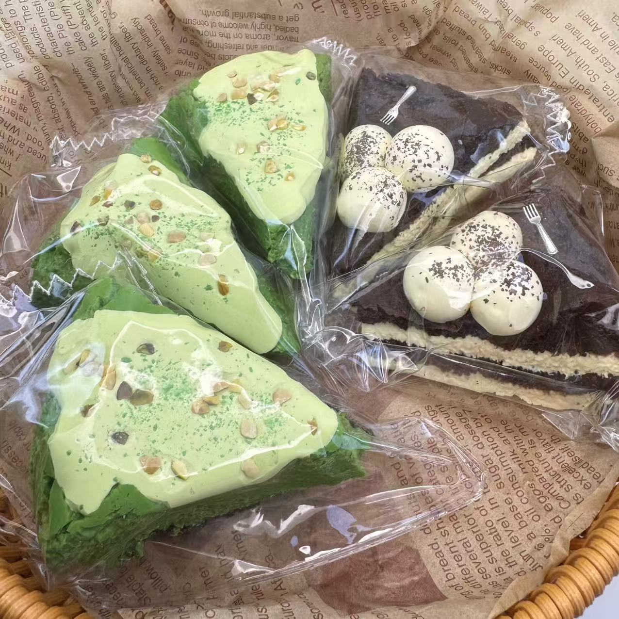 Pistachio Basque Cheesecake Squishy